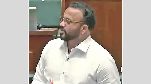 Jaykumar Gore | विकास निधीपूर्वी स्मशानभूमी अनिवार्य: ना. जयकुमार गोरे  