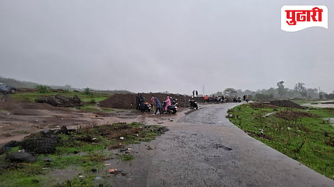 Malanggad tourists