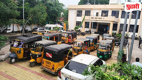 Nanded RTO news : परराज्यातील १२ ऑटोरिक्षांवर कारवाई; एक लाख २८ हजार ५०० रुपयांचा दंड