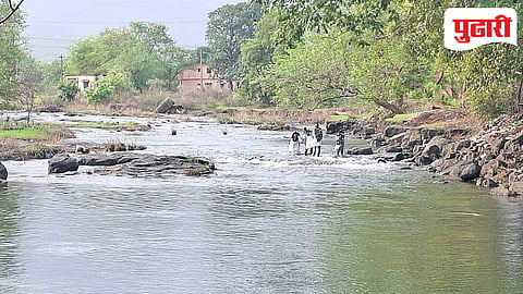 Dhoke village students river crossing