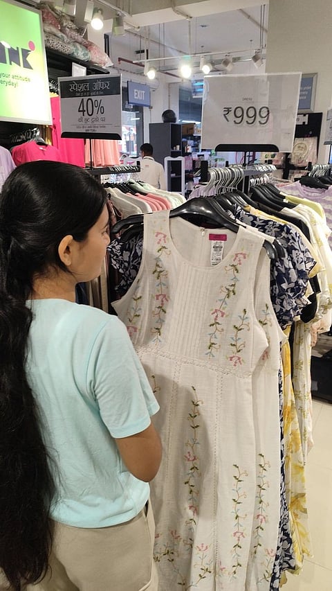 अस्सल ब्रँडेड कपडे कसे ओळखायचे?
