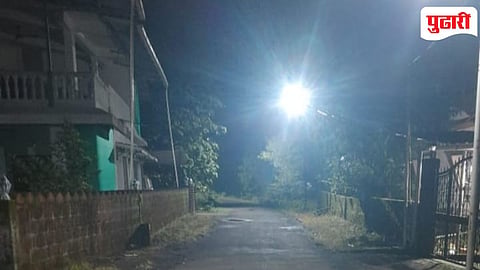 Ratnagiri news: गांगणवाडीचा मार्ग प्रकाशमान; ३० पथदीपांमुळे वाडी झळाळली