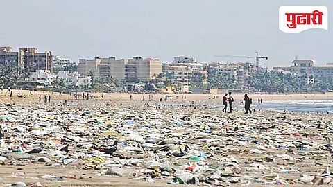 Mumbai beach pollution