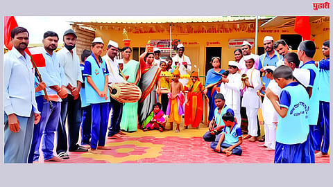 Beed News : विद्यार्थ्यांच्या दिंडीने रायमोहकरांची मने जिंकली