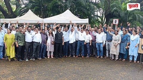 Raigad Revenue Employees Protest