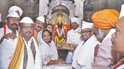 Pandharpur Vitthal Temple: विठ्ठल मंदिरात संत-देव भेटीचा सोहळा