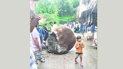 Shrivardhan stone fall