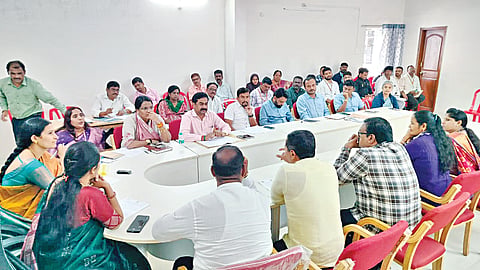 Belgaum | ड्रेनेजमध्ये कचरा; कारवाई करा; आरोग्य स्थायी समिती बैठक
