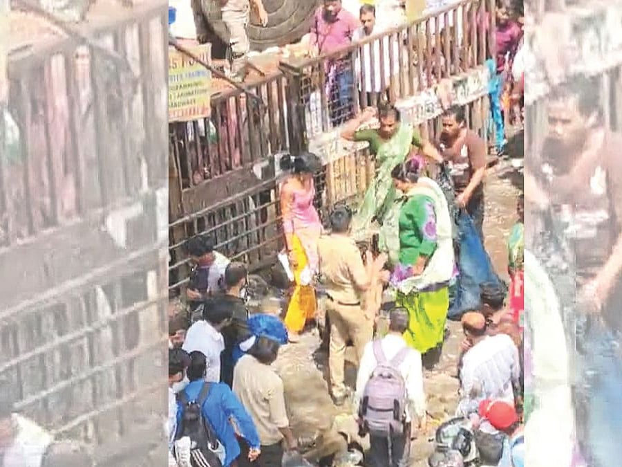 Transgender Group Clash: तृतीयपंथीयांच्या दोन टोळक्यांत तुंबळ हाणामारी; व्हिडिओ व्हायरल