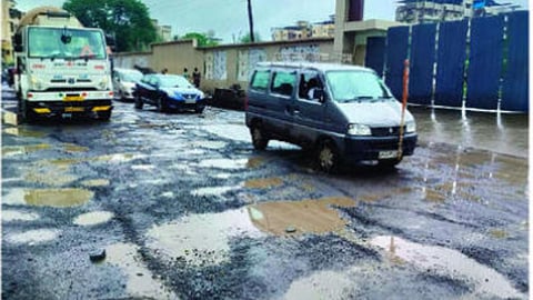 Kalyan-Dombivli Road Potholes 