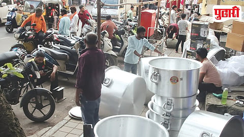 Pune Footpath Crisis