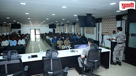 Gadchiroli Naxal : ५० आत्मसमर्पित माओवाद्यांना निरोप, मूळ जिल्ह्यात रवानगी! 