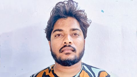 14 Tola Gold Theft |