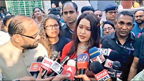 Amrita Fadnavis |