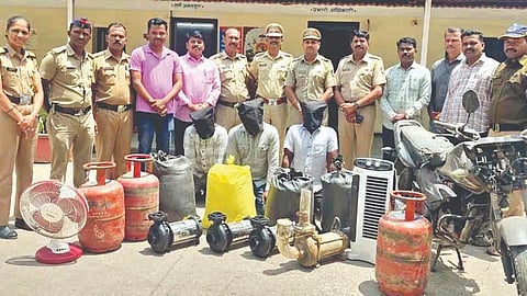 Satara Theft Case : विहिरीवरील मोटारींसह घरफोडी करणाऱ्या तिघांना अटक