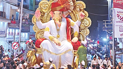 Satara Ganesh Festival : जिल्‍ह्यात विघ्‍नहर्ते थाटात विराजमान