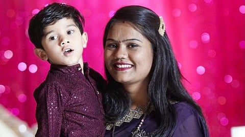 Jalgaon Mother And Child Ends Life