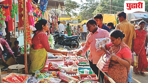 Tembhurni weekly market