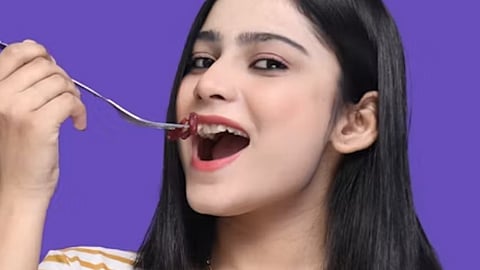 Sugar Cravings : गोड खाण्याची तीव्र इच्छा कमी करण्याचे काही सायंटिफीक उपाय!