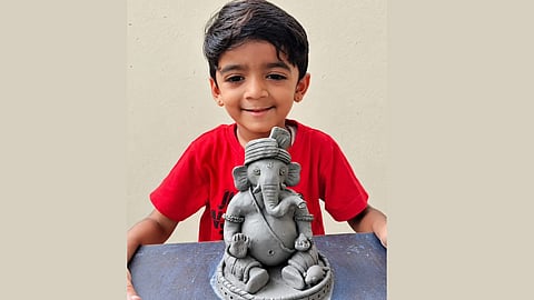 अधिराज आकाश भागडे 