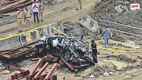 Mumbai Coastal Road BMW Accident