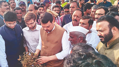 Devendra Fadnavis : दुष्काळग्रस्तांच्या बँक खात्यात थेट मदत  