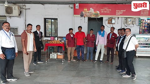 Bhusawal Railway | भुसावळ रेल्वे स्थानकावर 'अवैध वेंडिंग'विरुद्ध धडक मोहीम; ९ विक्रेत्यांना २०,५०० रुपयांचा दंड!