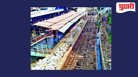 Mumbai Local Train