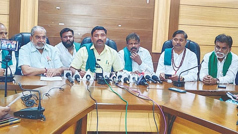 Belgaum Farmers Protest : उसाला ५,५०० दरासाठी शेतकर्‍यांचा एल्‍गार