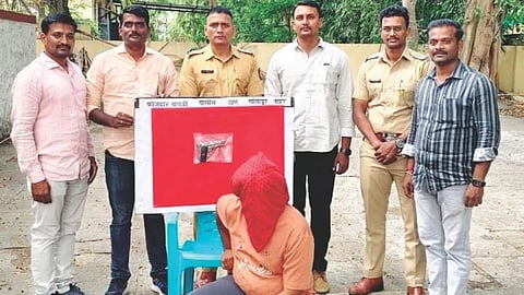 Solapur Crime : गावठी पिस्तूल बाळगणारा तरुण जेरबंद