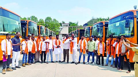 Solapur News : परिवहन सेवेला ‘तारीख पे तारीख’