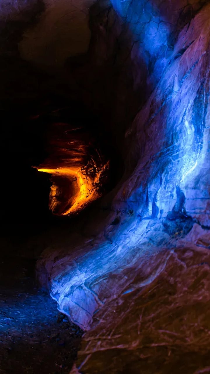 Belum Caves | बेलम गुहा : १५० फूट खोल जमिनीखाली निसर्गाने कोरलेले शिवलिंग!