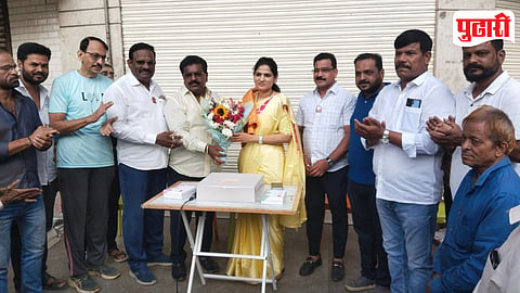 Pune Graduate Constituency Smita Jadhav Newspaper Vendors Association Support