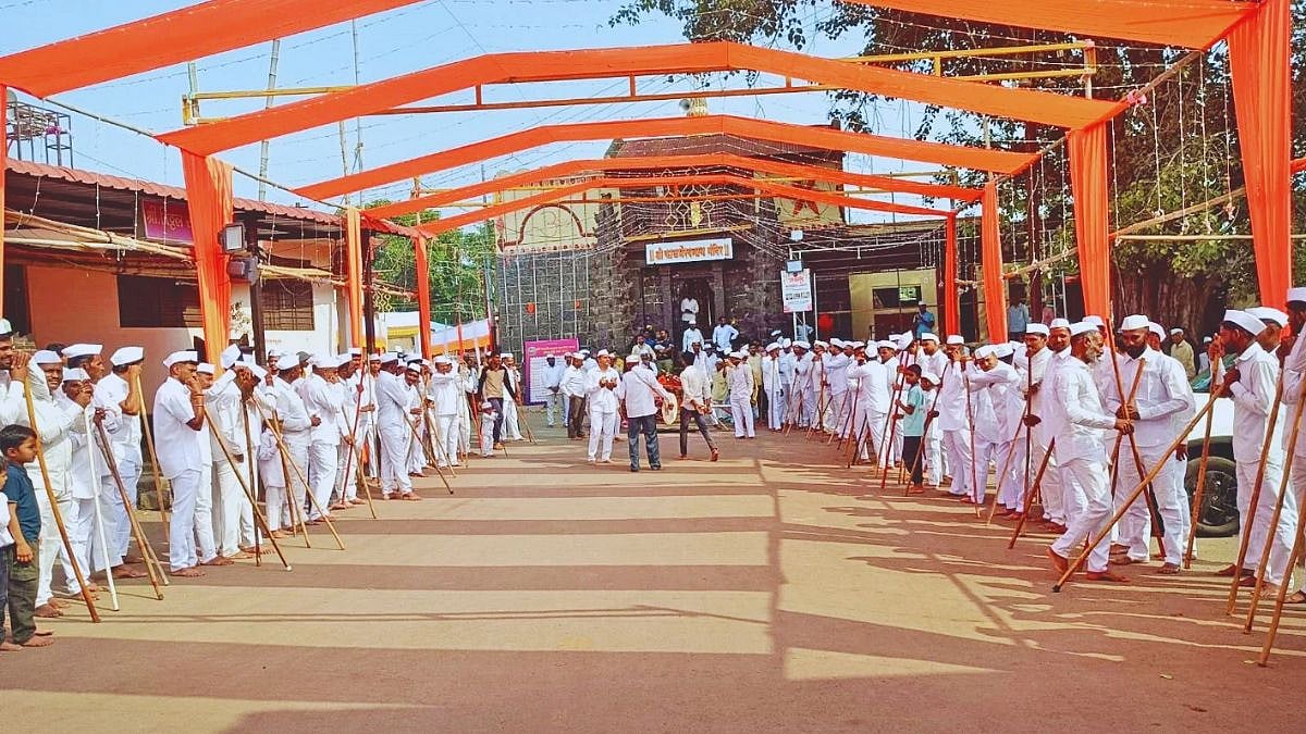 Navratri Festival : साडेतीनशे वर्षांपासून पांडेत होतय उभ्‍याचं नवरात्र