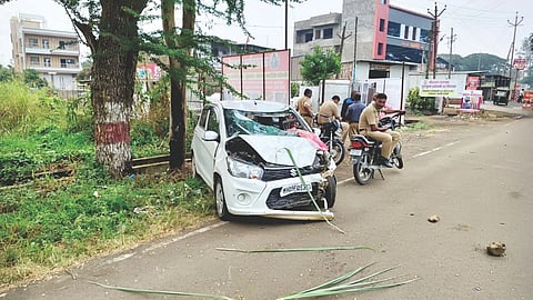 Sangli Accident : मोटारीच्या धडकेत दोघांचा मृत्यू