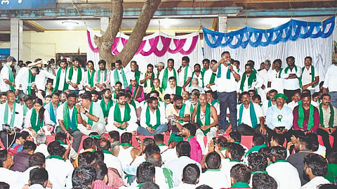 Belgaum Farmers Protest : शेतकऱ्यांची पदयात्रा पोहोचली तेग्‍गूरला