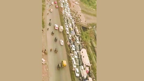 kalyan phata traffic jam 