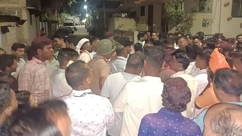 Washim Malegaon stone pelting