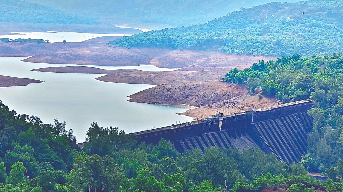 Low rainfall concern: जूनमधील अत्यल्प पाऊस चिंता वाढवणारा