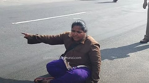 Mother protest - Erode