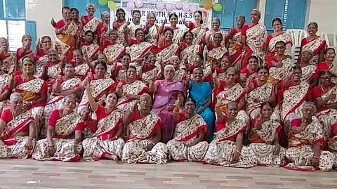 மாணவிகள் சந்திப்பு