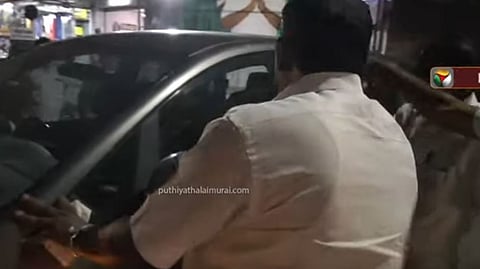 புகழேந்தி