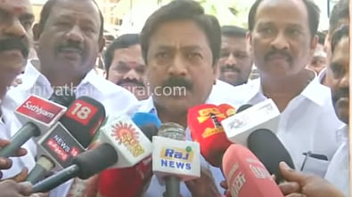 முன்னால் அமைச்சர் சி.வி.சண்முகம்