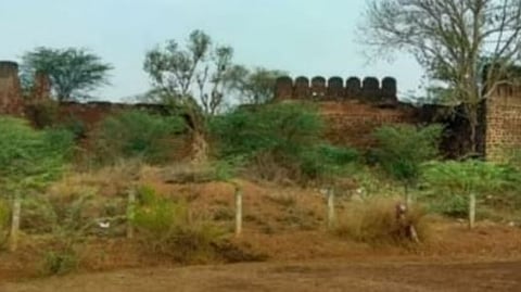 கீழாநிலக்கோட்டை