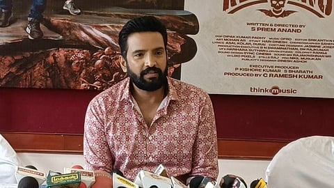 Actor santhanam 