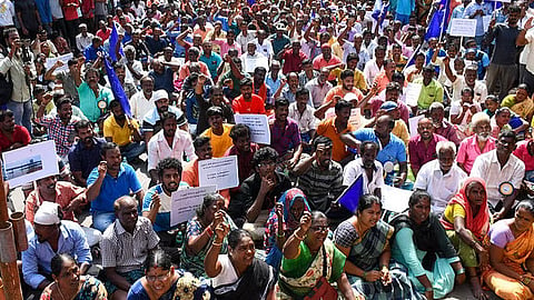 மீனவர்கள் போராட்டம் 