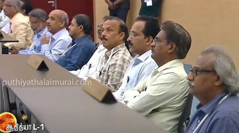 விஞ்ஞானிகள்