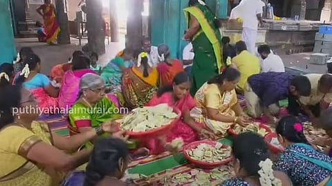 கோவிலில் பணி