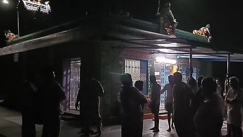 உண்டியல் திருடப்பட்ட கோவில்