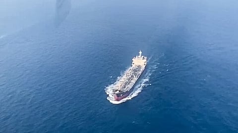 தாக்குதலுக்கு உள்ளான கப்பல்